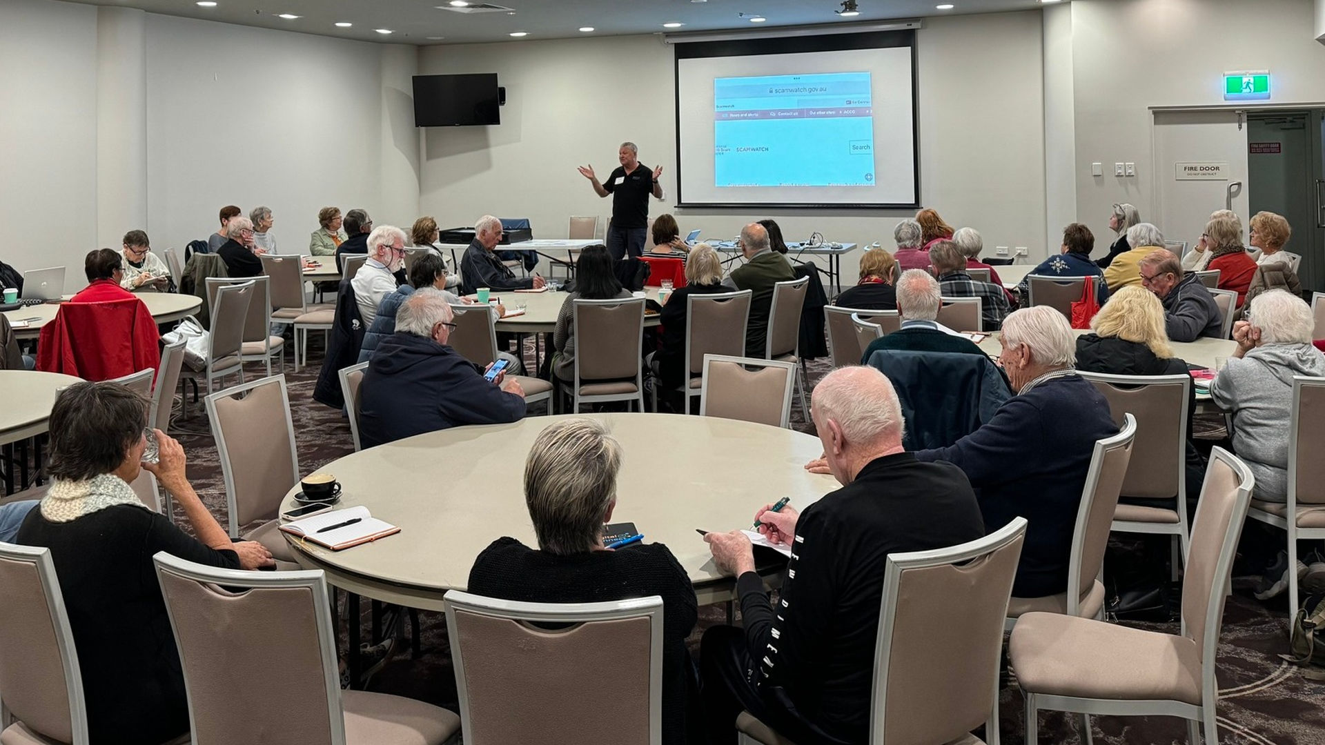 Eldery tech class in session