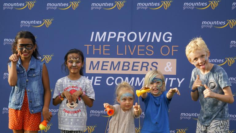 Clubs & Community