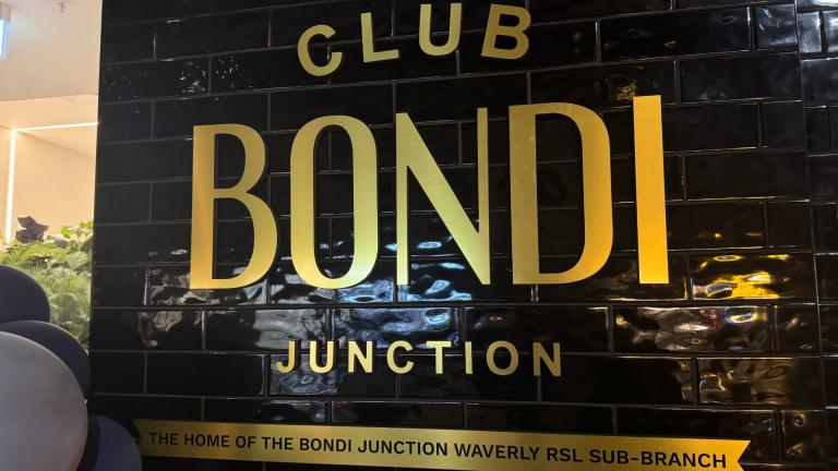 club bondi sign