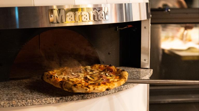 Pizza oven