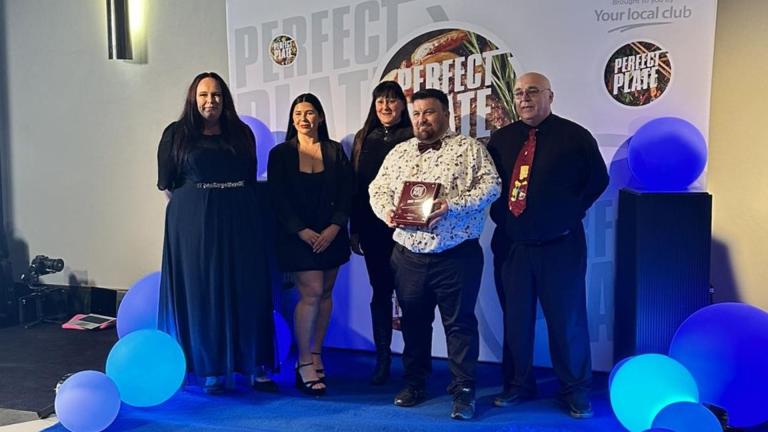 Perfect plate winners currarong bowlng club