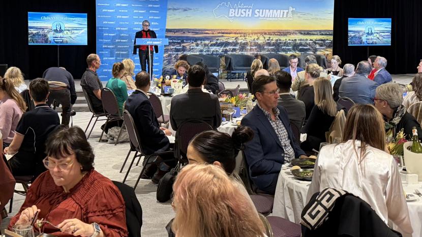 Rebecca Riant_Bush Summit